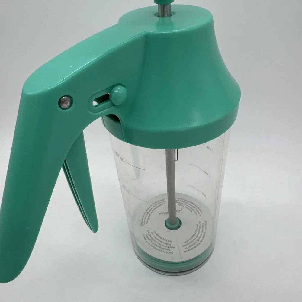 Pampered Chef new never